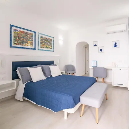 Bed & Breakfast Casaromiti Capri