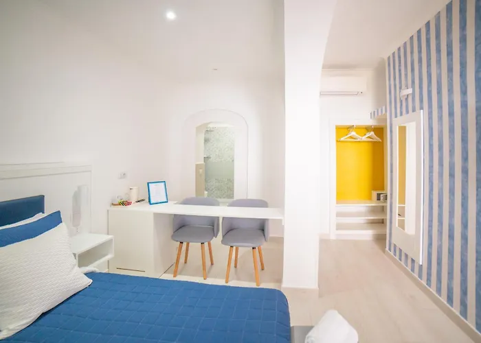 Casaromiti Bed and Breakfast 4*